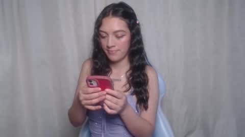 evangeline_petite online show from June 2, 10:23 pm