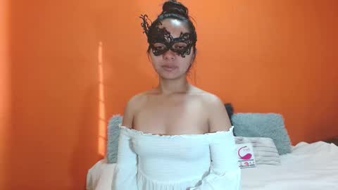 evangelinne_01 online show from December 16, 1:06 pm