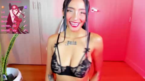 Evangelline online show from February 9, 5:43 pm