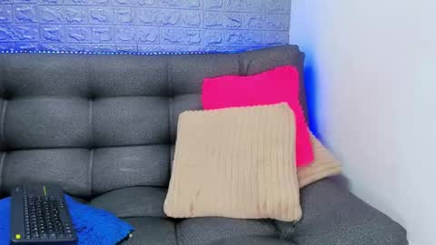 Evan and Susan online show from September 11, 5:03 pm