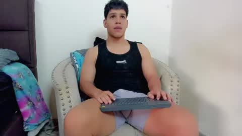 evansfenty online show from June 27, 4:35 pm