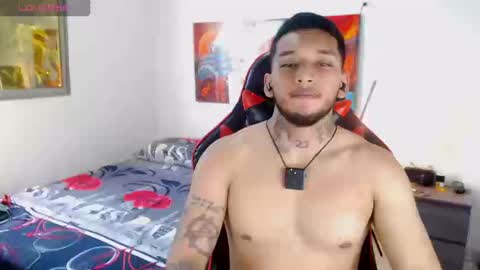   online show from February 25, 9:51 pm