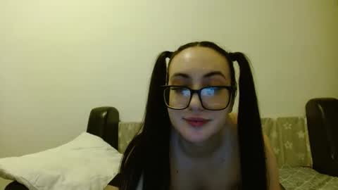 EvaRyde online show from February 18, 5:24 pm