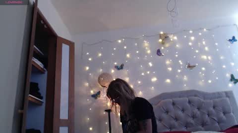 EVA SANTANA  online show from October 27, 11:54 am