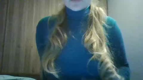 evasapples2026 online show from April 3, 10:06 pm