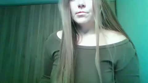 evasapples2026 online show from January 16, 7:12 pm