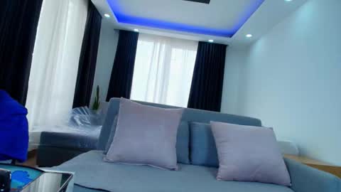  EVA LUNA online show from October 19, 6:56 pm