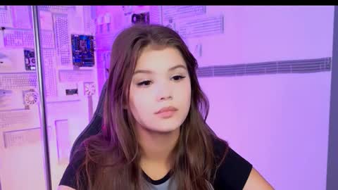 Eva  next stream -  - 1600 UTC2000  online show from September 19, 6:06 am