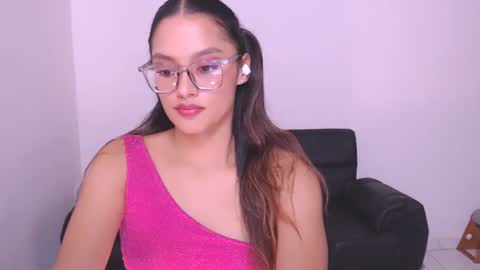 Snapshot of eve_rox18 chatting on December 6, 6:09 am Eve Rox18 online show from December 6, 6:09 am