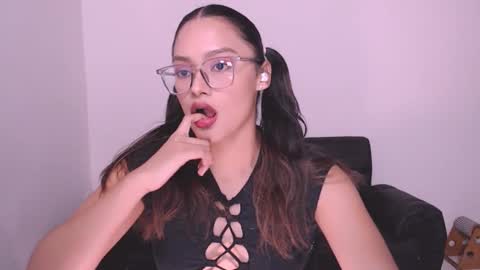 Snapshot of eve_rox18 chatting on January 29, 12:54 am Eve Rox18 online show from January 29, 12:54 am