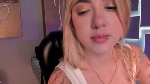 Eve  online show from November 11, 12:18 pm