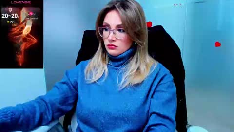 evelyne_rose online show from March 3, 6:04 am