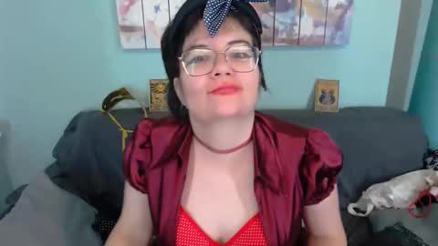 Snapshot of everly_rays chatting on September 27, 10:40 pm Everly online show from September 27, 10:40 pm