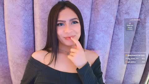 Evette online show from April 13, 3:22 am