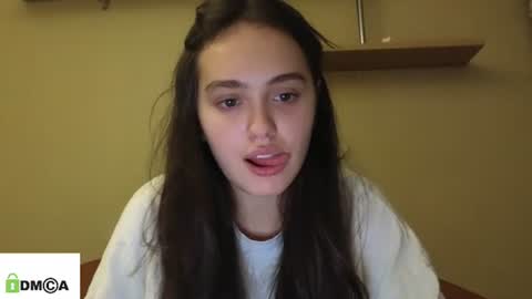 evi_woow online show from July 17, 1:40 am