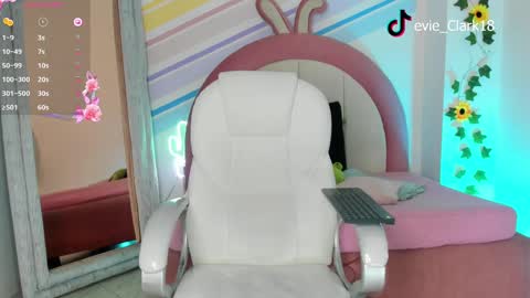 My name is Evie  nice to meet you  really get to know me better private is open  online show from February 26, 4:16 pm