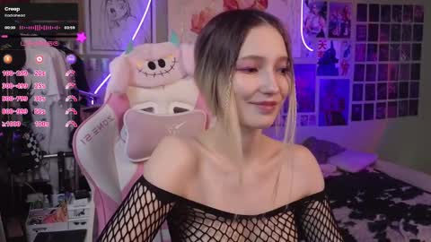 Evie online show from March 3, 10:38 am