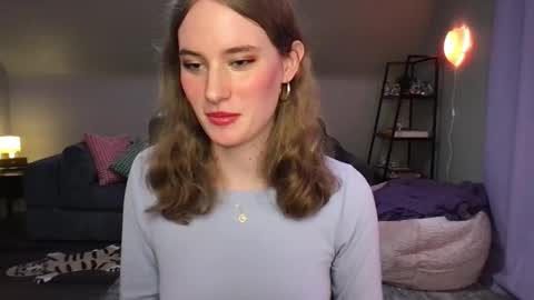 Evie3 online show from February 25, 3:42 am