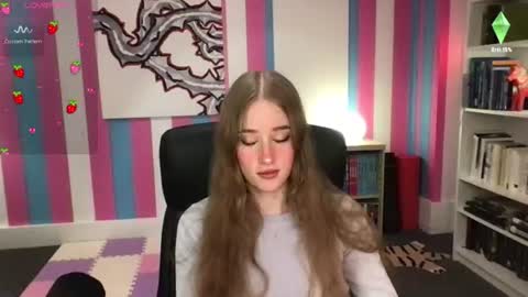 Evie3 online show from August 4, 12:28 am