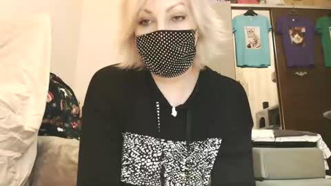 Catwoman online show from February 9, 10:56 pm