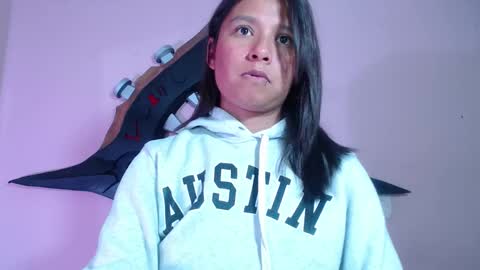 Im Evy online show from December 23, 1:23 am