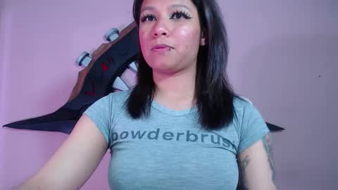 Im Evy online show from November 30, 12:18 am