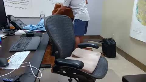 exhibitman69_ldb online show from November 3, 5:14 pm