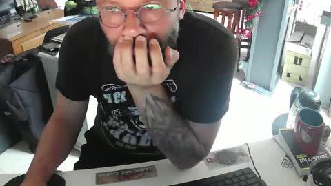 Gio online show from January 5, 3:45 pm