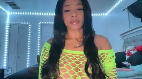 Mariah online show from January 26, 7:42 am