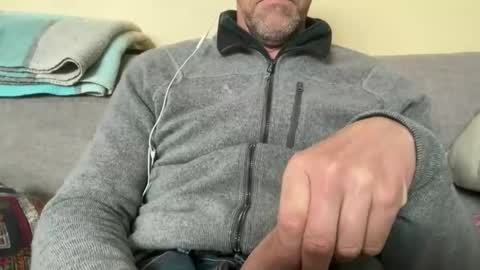 F33lingh0rny online show from April 22, 6:59 pm