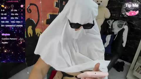 camila online show from October 31, 4:07 pm