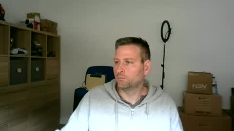 faer_087 online show from May 18, 8:42 am