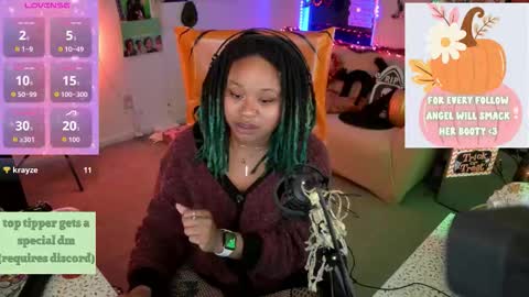 aisha online show from October 28, 11:39 pm