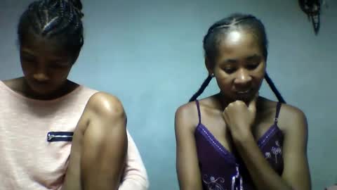 faiqua95 online show from April 15, 6:33 pm