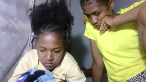 faiqua95 online show from March 20, 7:08 pm