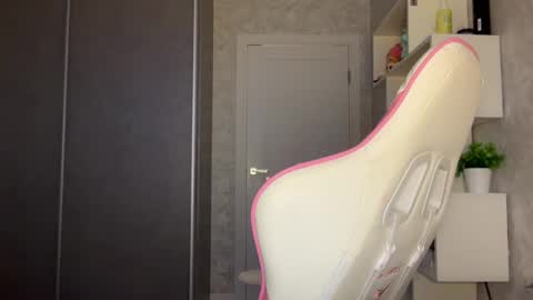 Bloom  online show from April 13, 3:38 pm