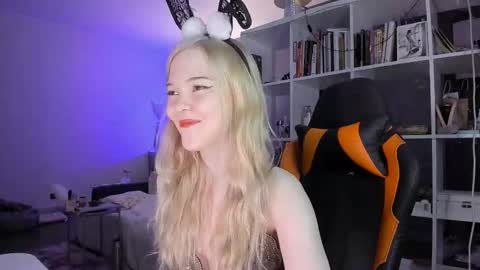 fairy_casey online show from October 28, 10:55 pm