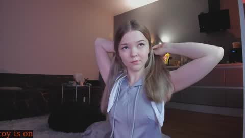 fairy_casey online show from December 4, 8:01 pm