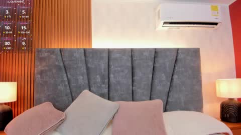  Leila.... online show from April 10, 12:21 pm