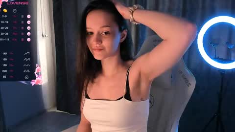 falcon baby online show from April 28, 11:36 am