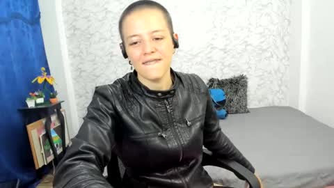 FANNY online show from March 12, 8:30 am