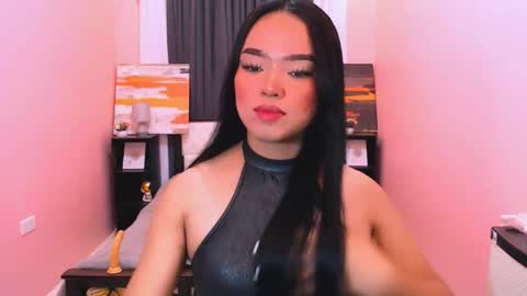 ITYS ME MONA online show from April 7, 12:07 pm