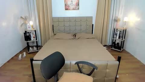 fascinatingtransvalerie online show from September 30, 12:04 pm