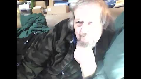Snapshot of fasteddysex chatting on October 23, 10:32 pm HoneyCumJuice4U online show from October 23, 10:32 pm
