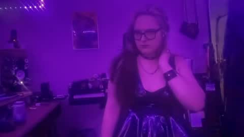 Harley Q online show from August 9, 3:34 am