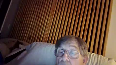 Snapshot of fatdickad chatting on October 16, 4:45 am fatdickad online show from October 16, 4:45 am