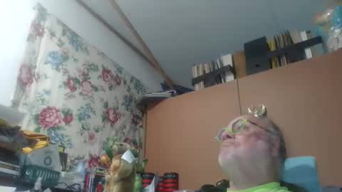 Fred. online show from May 15, 11:12 pm