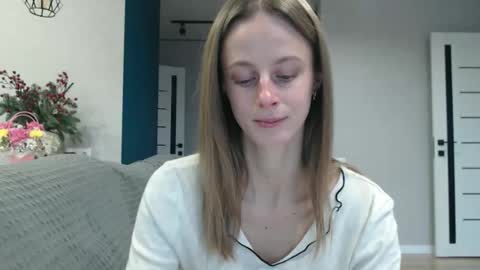 favoriteyour online show from December 1, 8:23 am