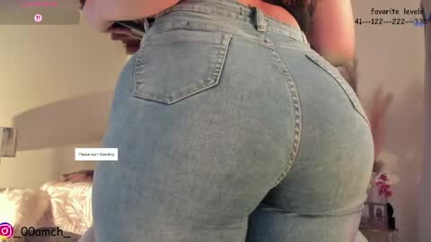 welcome to my world  online show from April 1, 11:12 pm