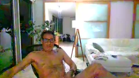 Miami Persian online show from February 17, 2:54 am